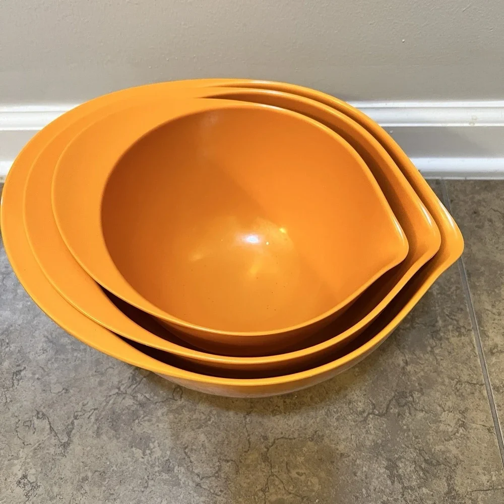 Set Of‎ 3 Williams Sonoma Orange Nesting Mixing Bowls , 4Qt, 3 Qt & 2 Qt